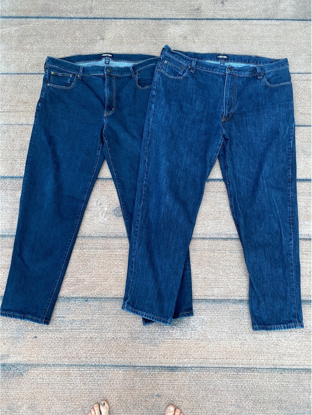 Dark wash 100% cotton Lands' End men's jeans 44T traditional fit lot of 2